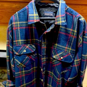 Men’s flannel shirt